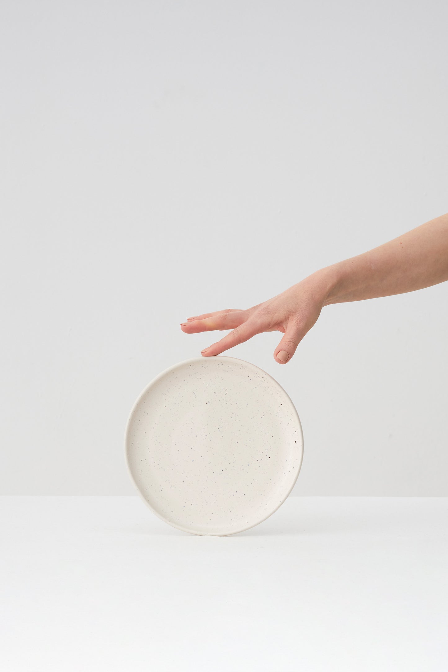 DUST SMALL PLATE